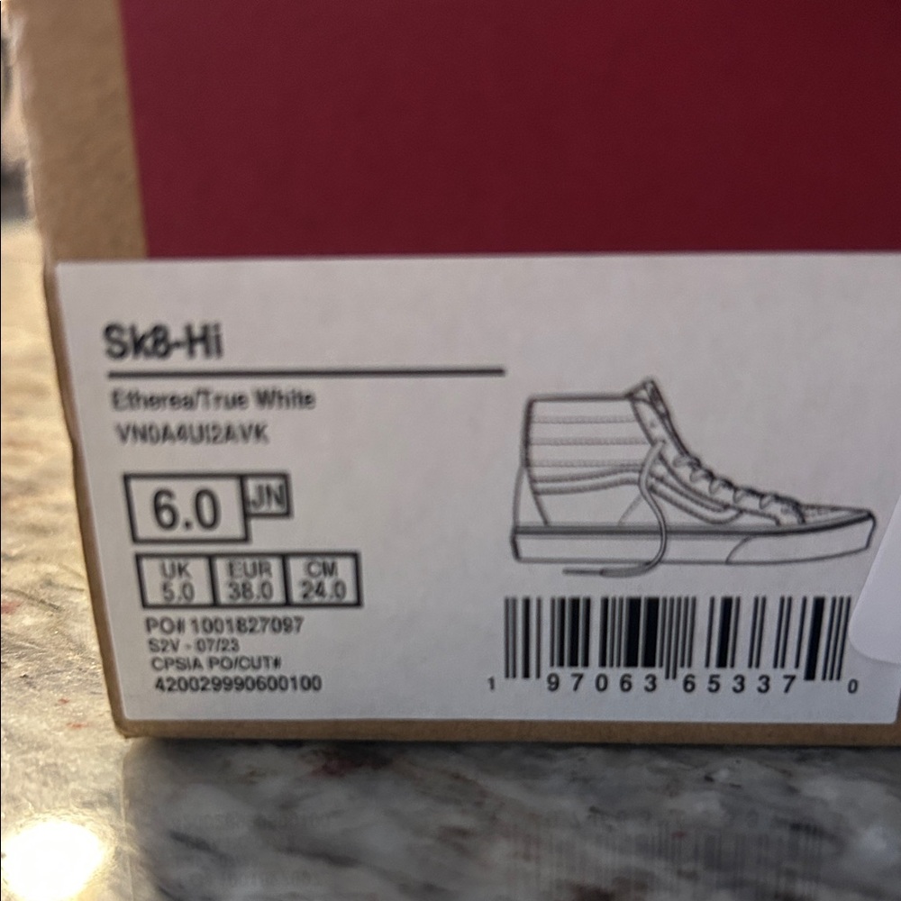 Vans Sk8-Hi True White High-Tops